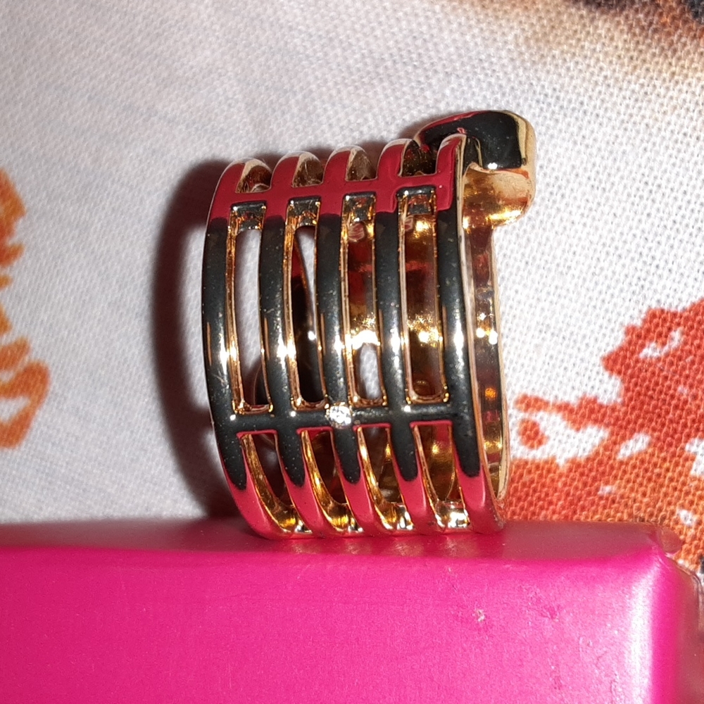 SET with Size 6 Brilliant Ivy Layered Ring with Green Drop Earrings $12 Goldtone - Picture 5 of 10